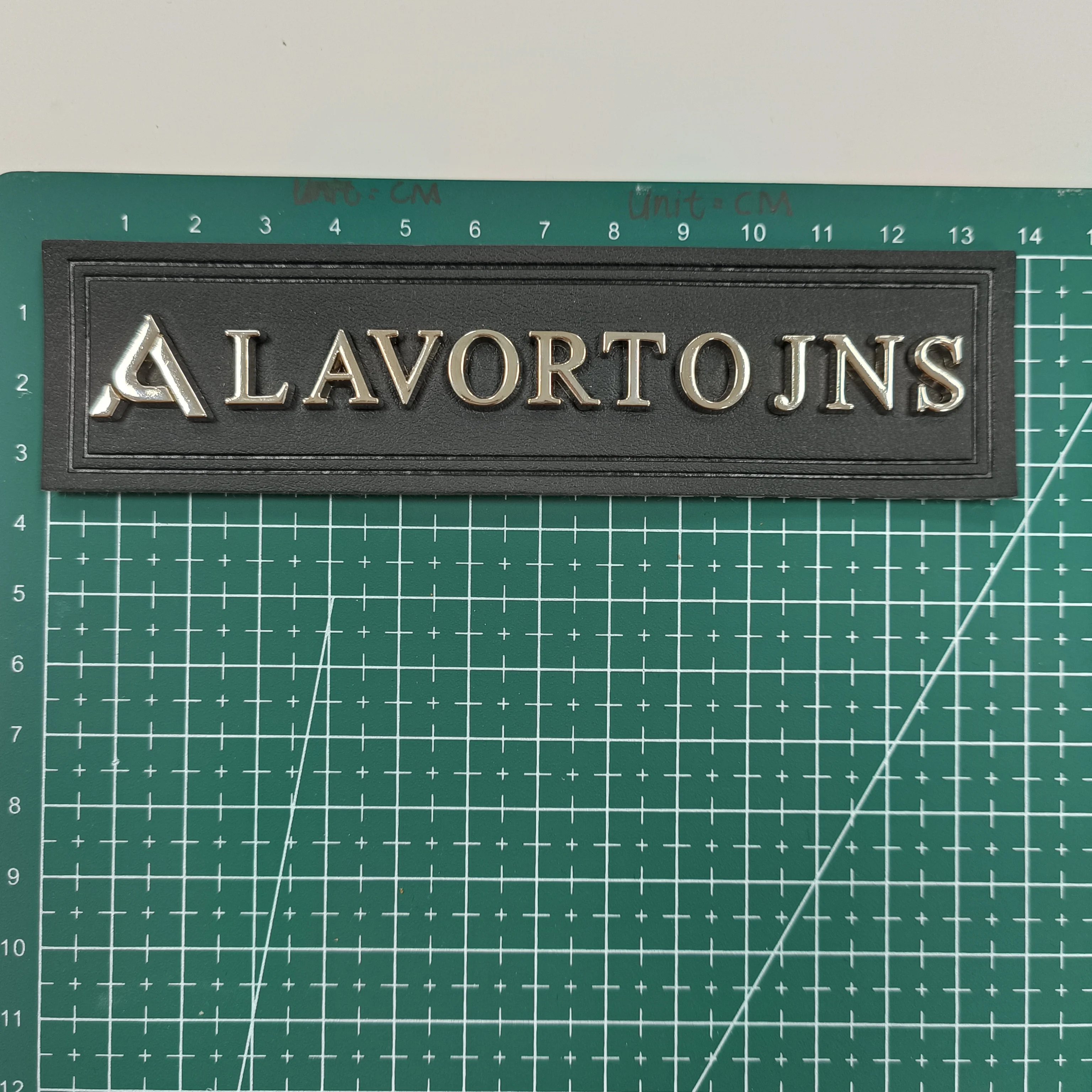 PU label design jacket clothing high-end metal label luggage leather patch silver letter leather logo label