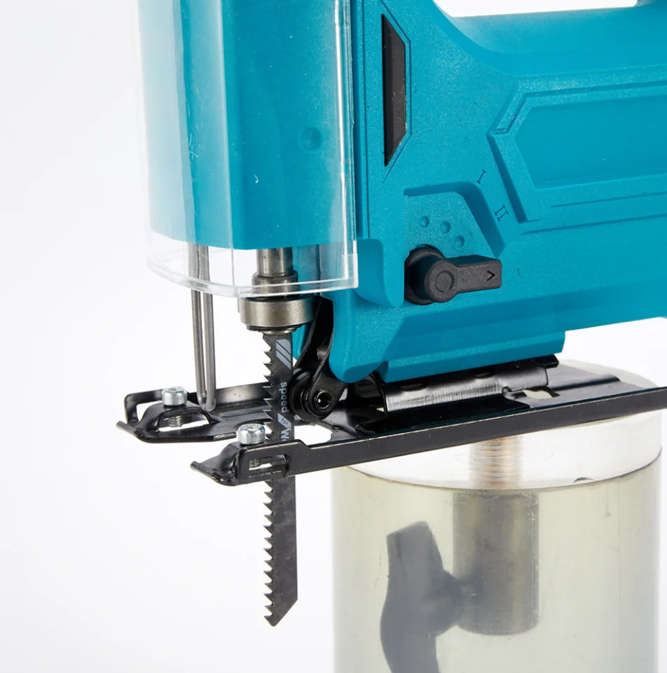 21v Multi functional woodworking special tools, rechargeable small electric saw, household lithium wireless electric curve saw