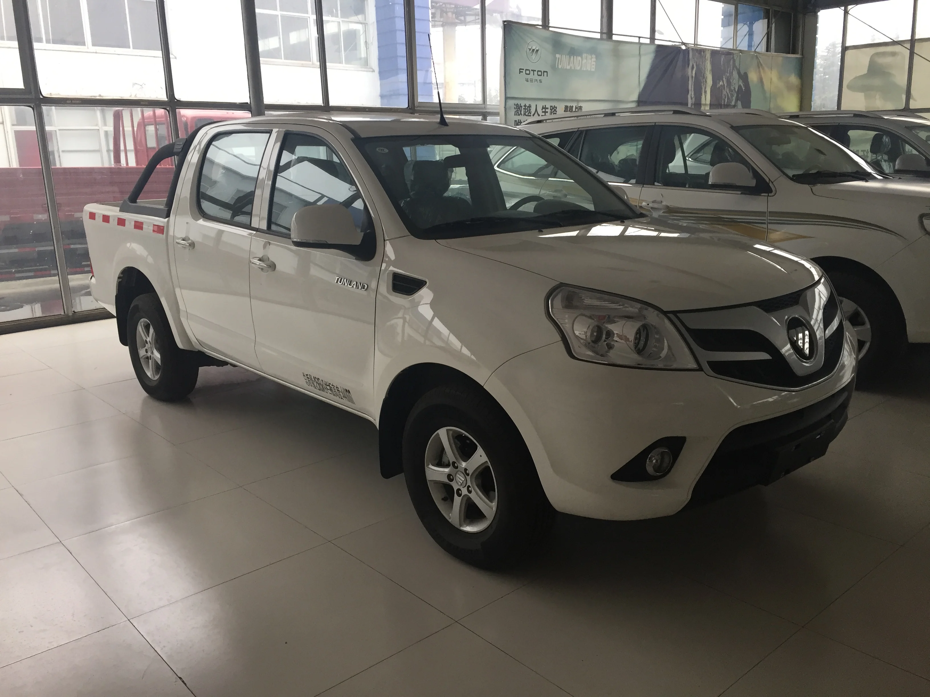  FOTON tunland 4*4 пикап с двойной