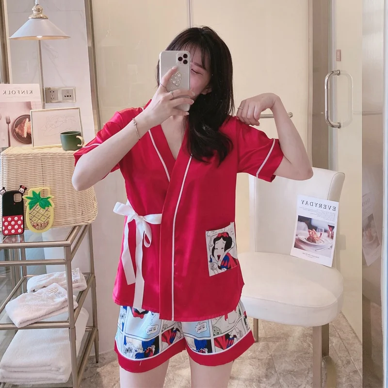 
Spring summer new short sleeved trousers women printed home wear suit lapel simple natural imitation silk pajamas 