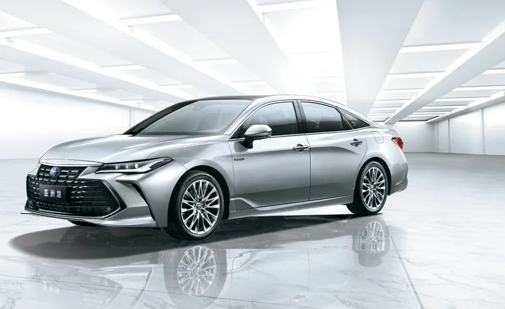 TO YO TA AVALON Oil-electric hybrid High Speed  TO YO TA AVALON Oil-electric hybrid