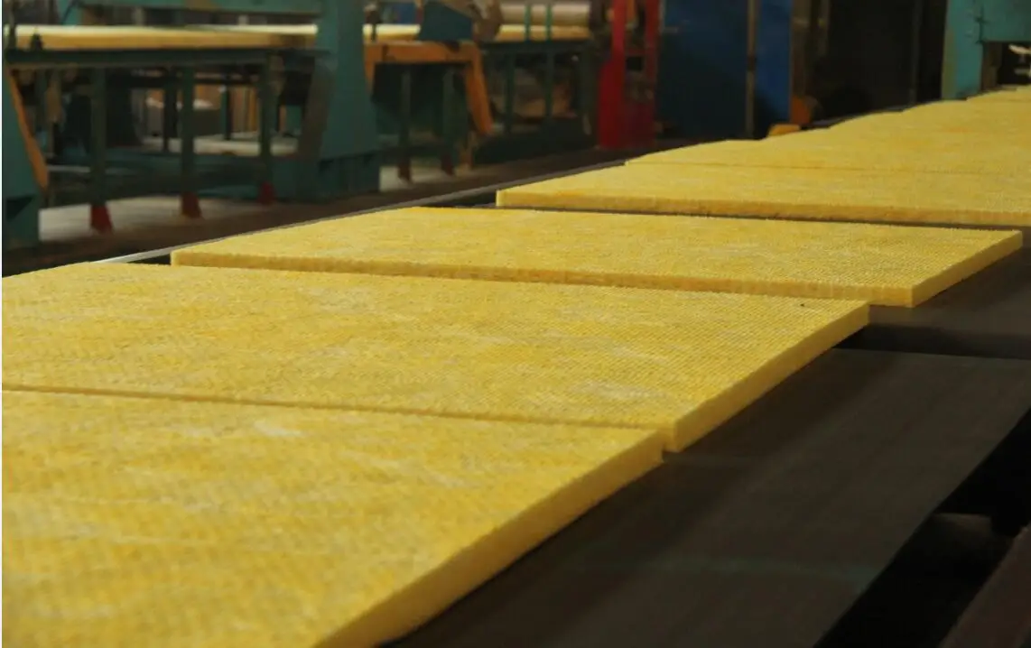CE and ISO certificated fireproof insulation board/Glass wool Sheets