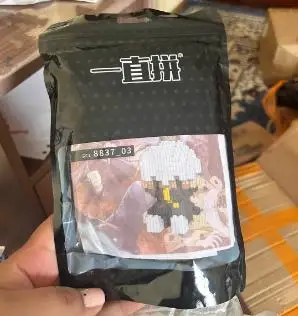 Mini DIY Toys Figurine 1 PIECE ZORO ACE LUFFY NAMI CHOPPER BOA SANJI LAW Building Bricks PVC Anime Figure for Kids