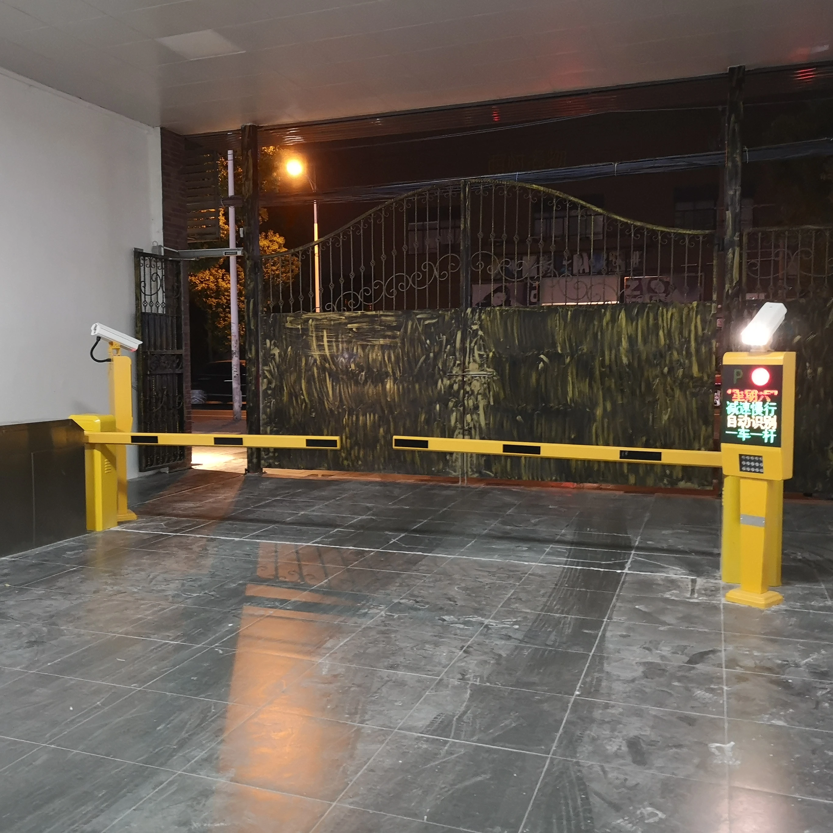 Qigong LPR система дорожного движения интеллектуальные барьерные ворота и безопасный контроль въезда выезда из автомобиля прямые барьеры