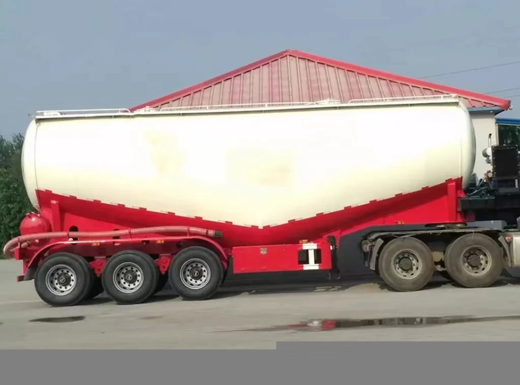 Customized Used  tri-axles Powder Tank car Made in China 42cbm Sinotruk  50t Bulk Cement semi trailer