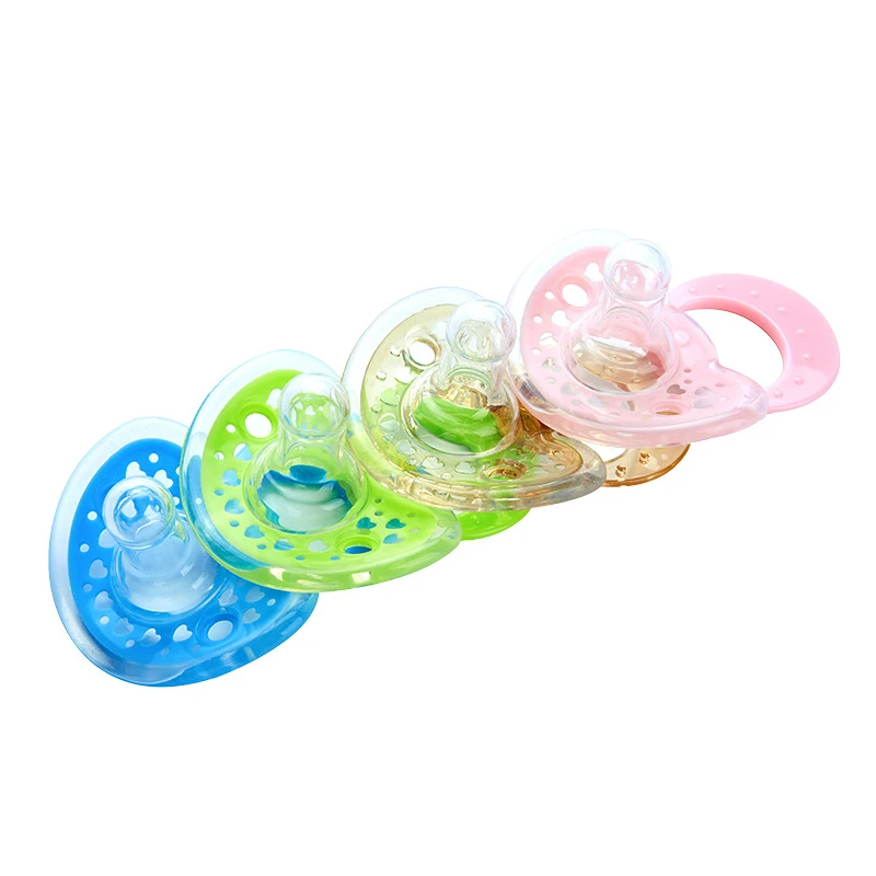 Силиконовая соска для новорожденных