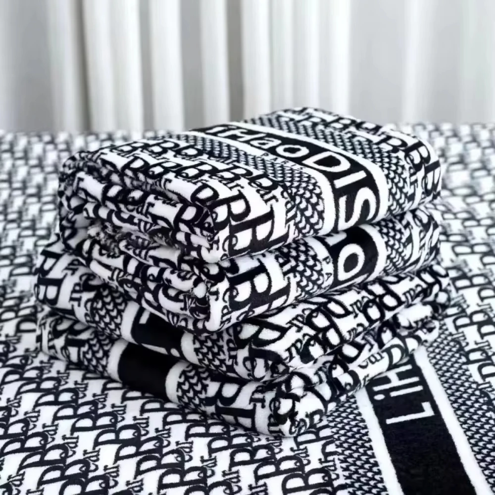 Four Seasons Blanket Air Conditioning Blanket Sheet Cover Blanket Sheet Dual Purpose Flannel  Sofa Throw