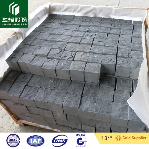 Chinese cheap granite cobble stone light grey, beige, black, red colors cobble stone, kerbstone 10x10