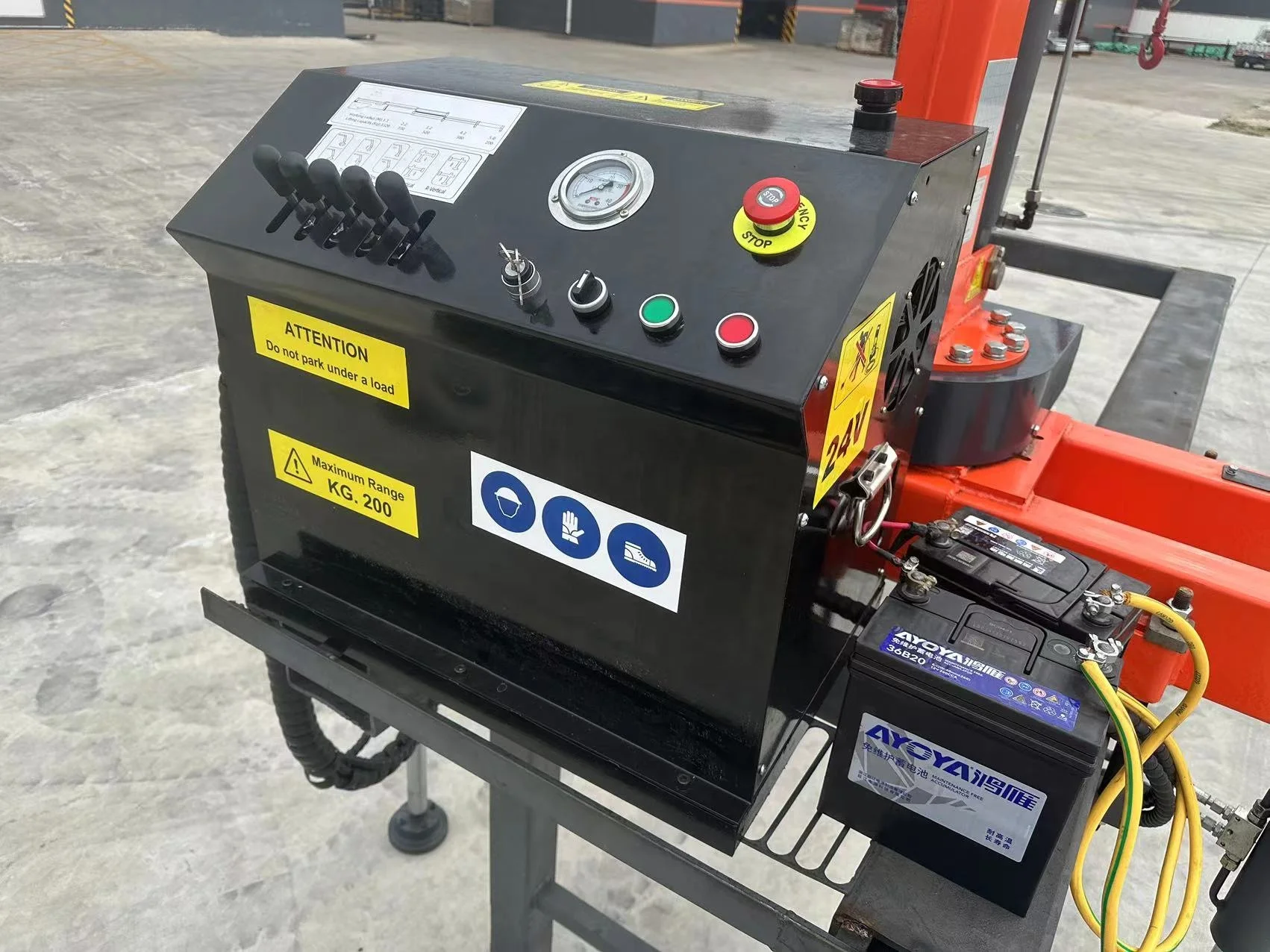 Small Hydraulic Hitch telescopic boom truck lifting mounted crane/pickup truck crane