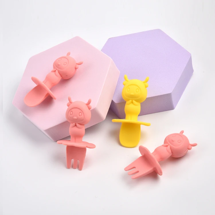 
Eco-Friendly Training Feeding Spoons Wholesale Toddler Kids Mini Soft Silicone Baby Spoon Fork Set 