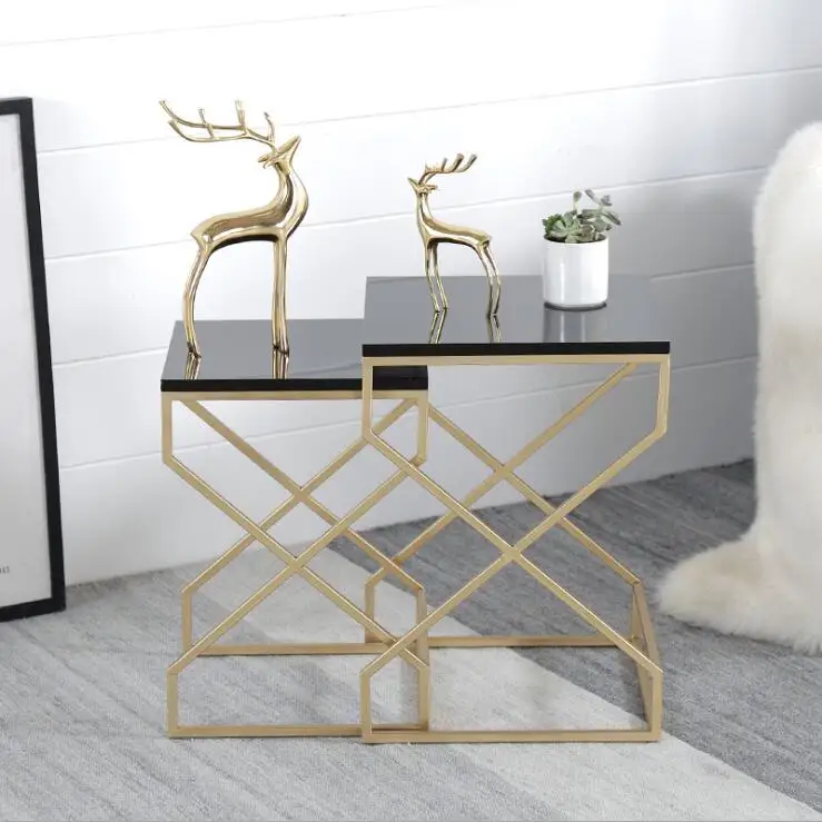 Set of 2 wood Becket Nesting coffee table