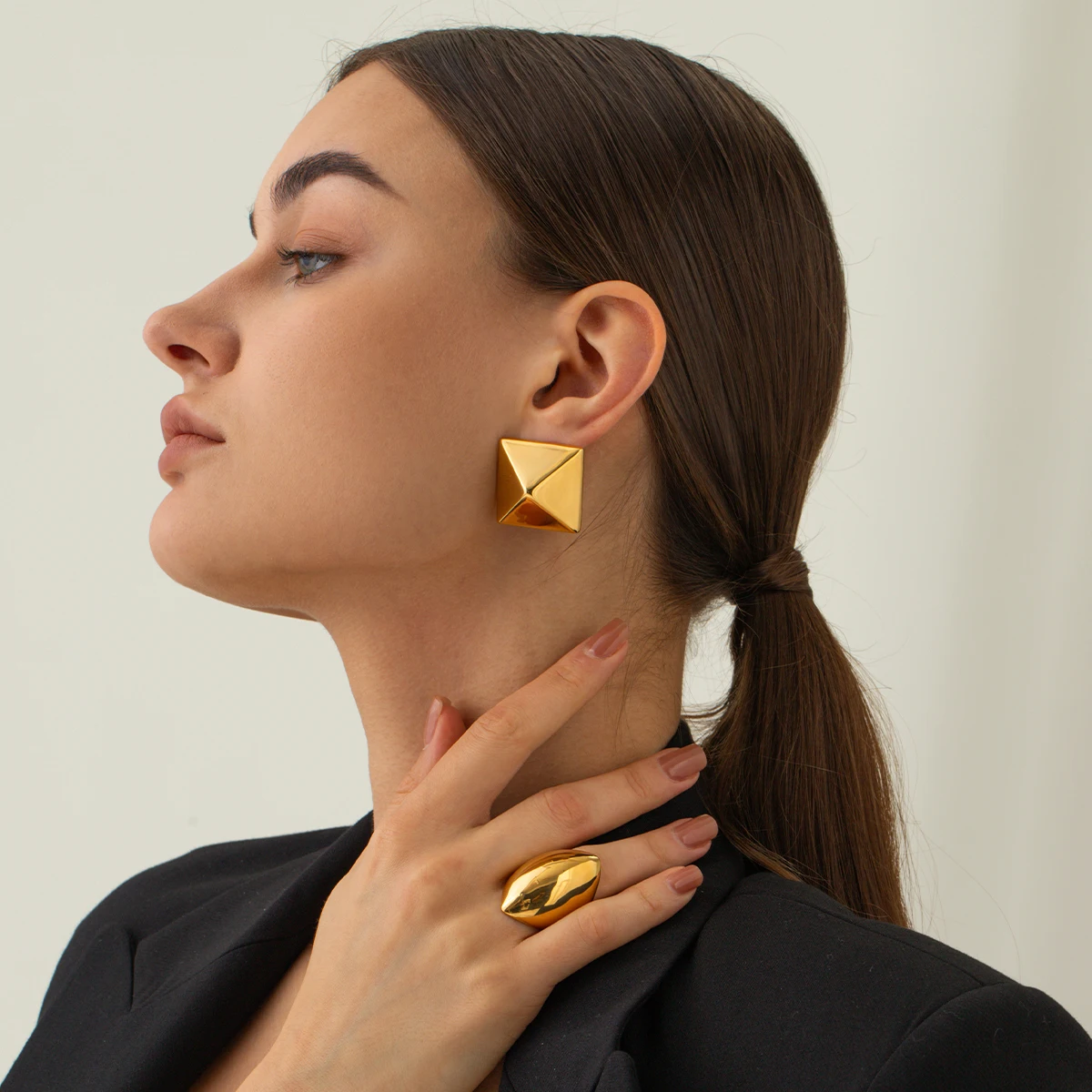 J&D 18k Gold Stainless Steel Jewelry Geometric Cut Surface Triangle High Quality Polish Smooth Rivet Earring