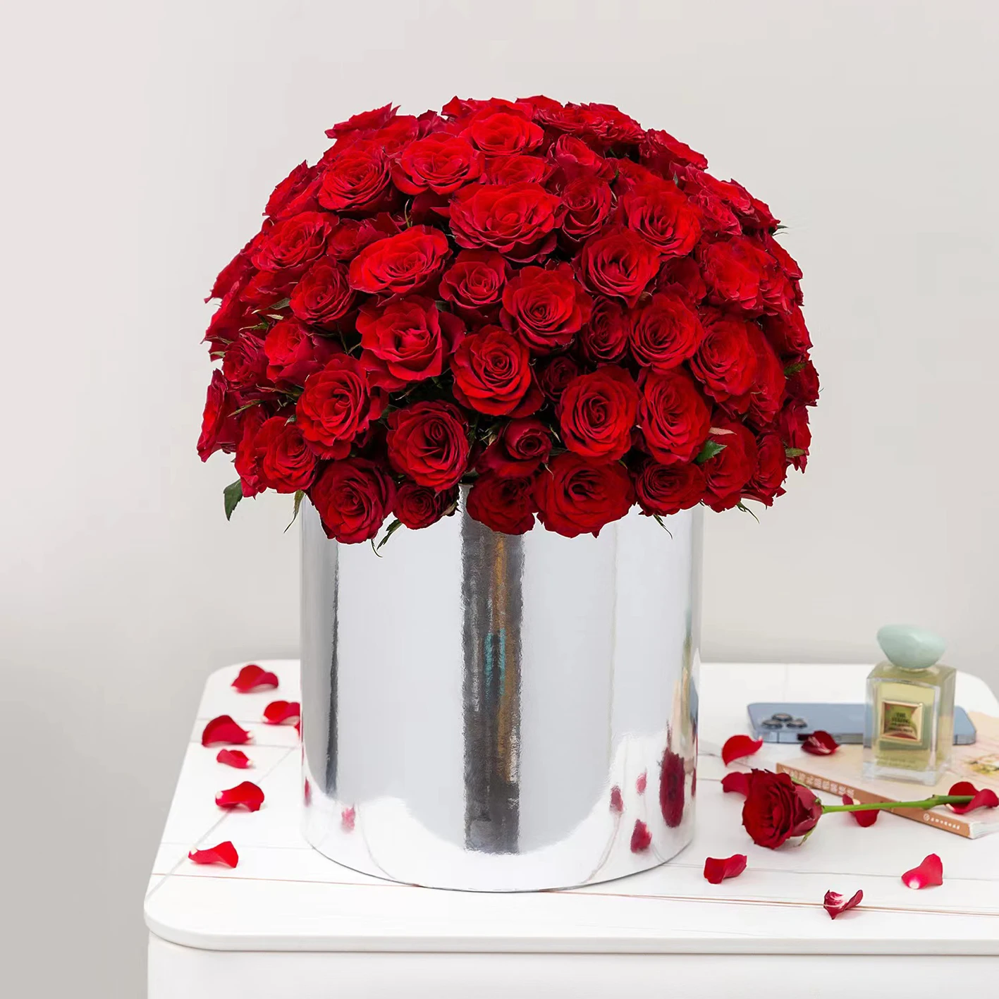 Fall In Color Golden Mirror Round Paper Box For Flowers