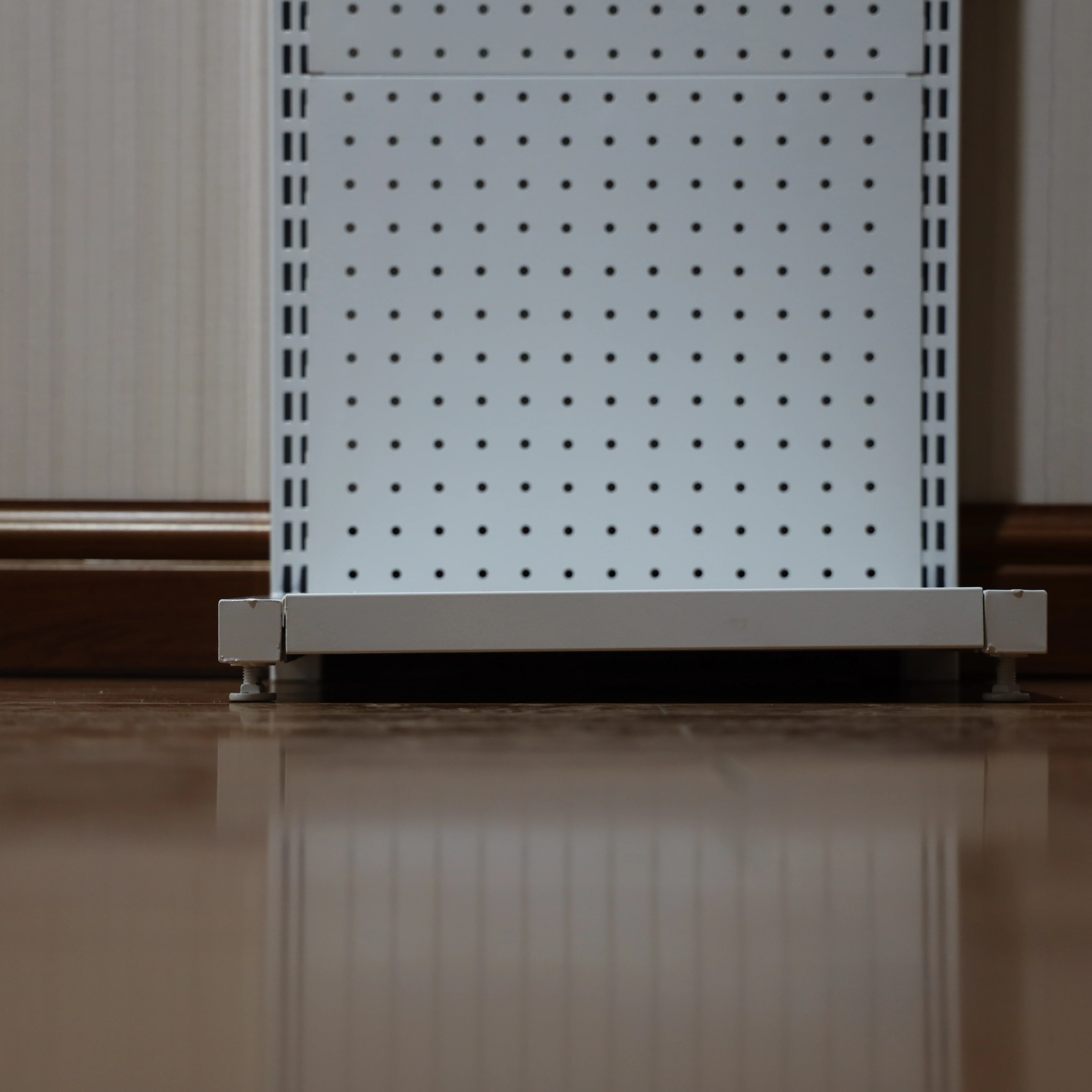 High Quality  Display Rack Cardboard Standing Display Stand With Hooks