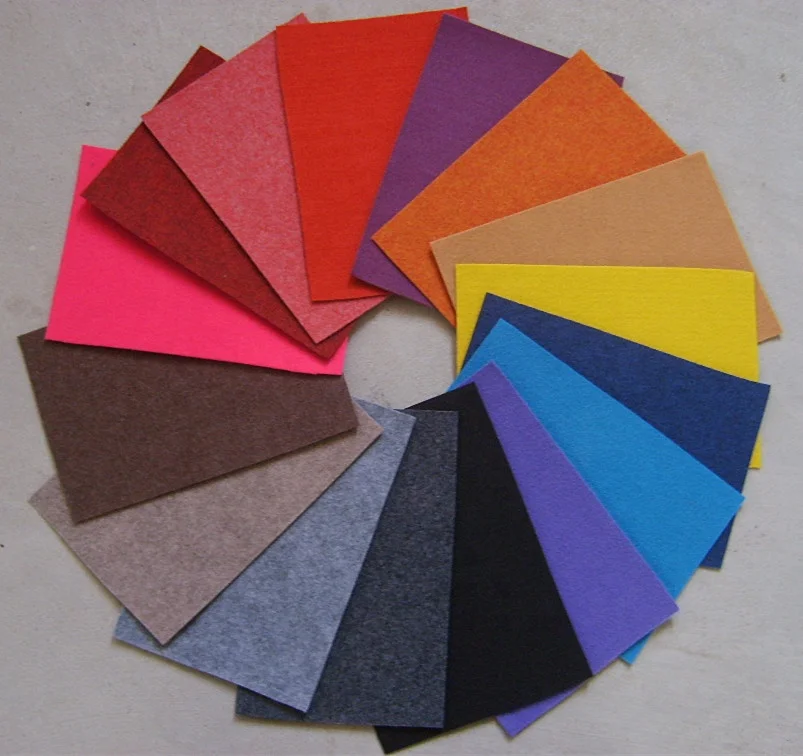 Green Color Plain Surface Needle Punch Exhibition Carpet Roll For Decoration