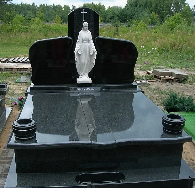 JK Customized monument granite European style funeral monuments