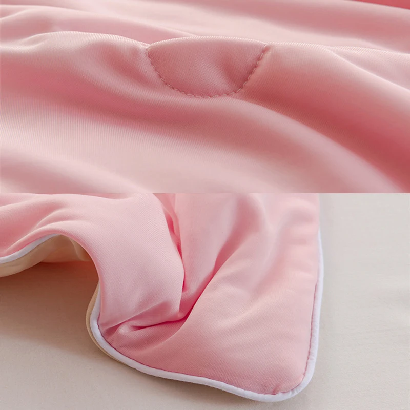 Wholesale Cheap Cooling Blanket Quilt for Hot Sleepers Washable Summer Breathable Soft Keep Cool Summer Blanket for Bed Sleep