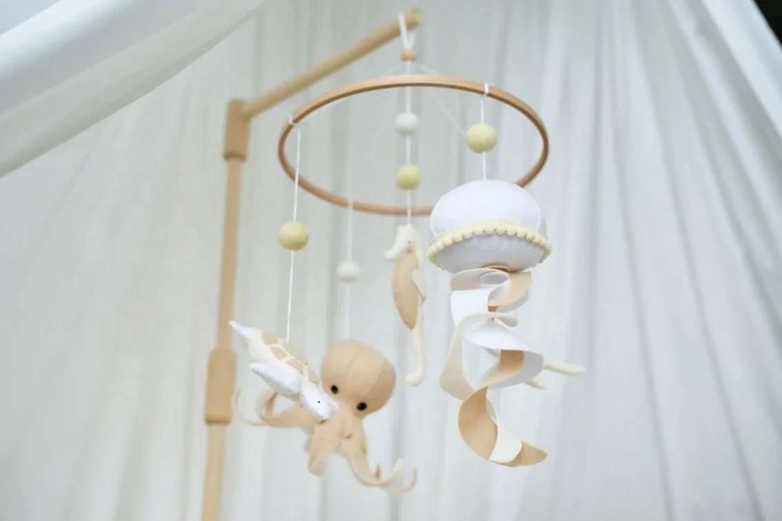 best quality octopus trending baby products sea ocean hanging crib musical wood cot baby felt mobiles for baby shower gift