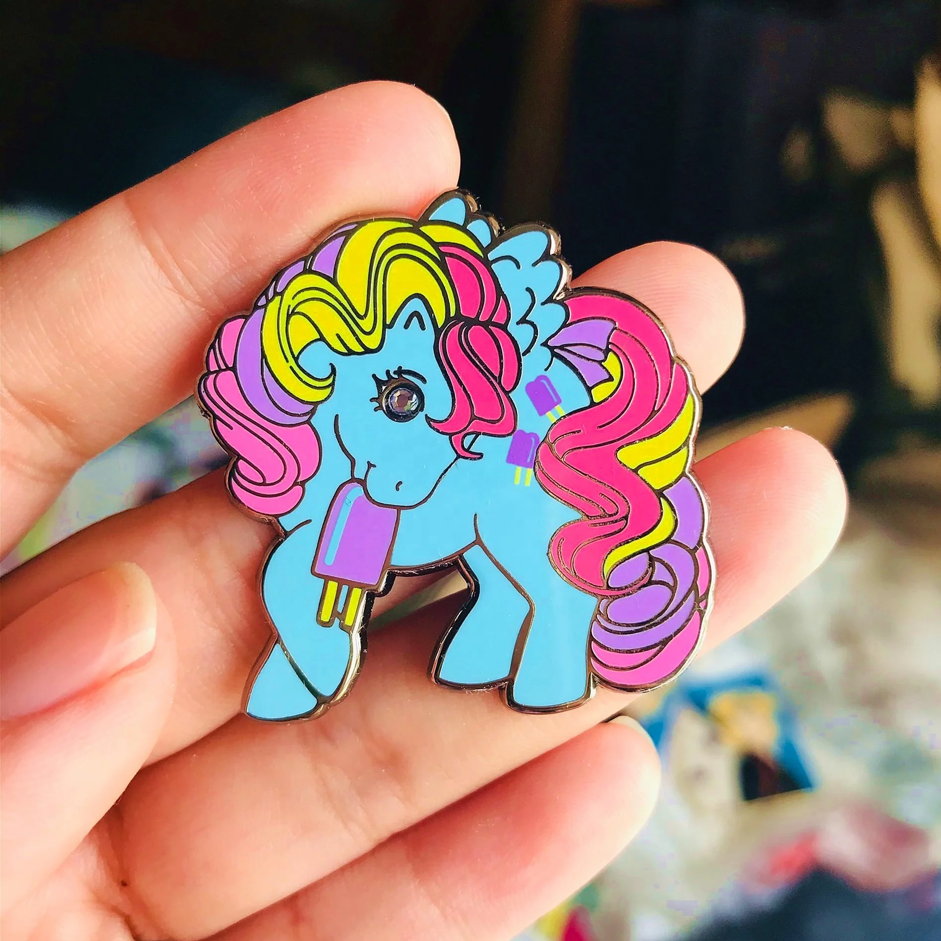 Hot Sale Gifts Your Own Lapel Pins Free Horse Pony Design Metal Craft Rhinestone Diamond Hard Enamel Pins With Screen Printing