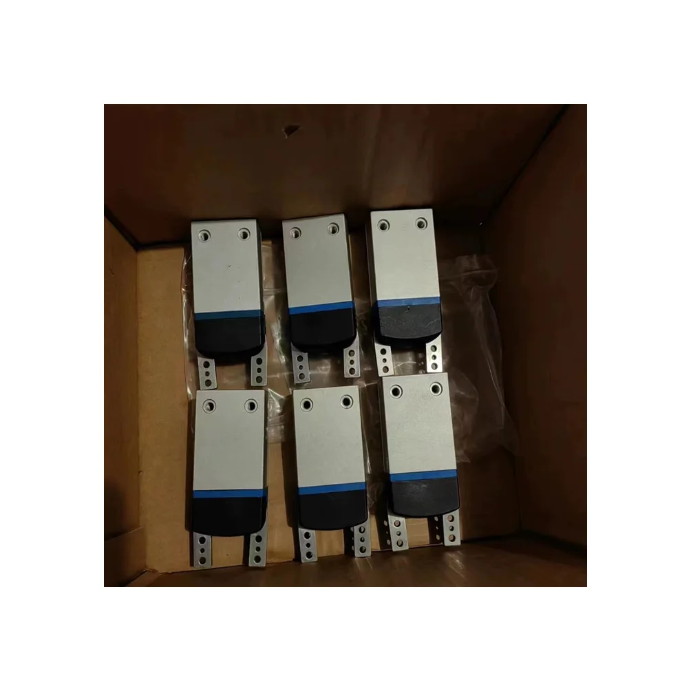 Plastic VUVG-L10A-M52-RZT-M3-1P3	Valve terminal