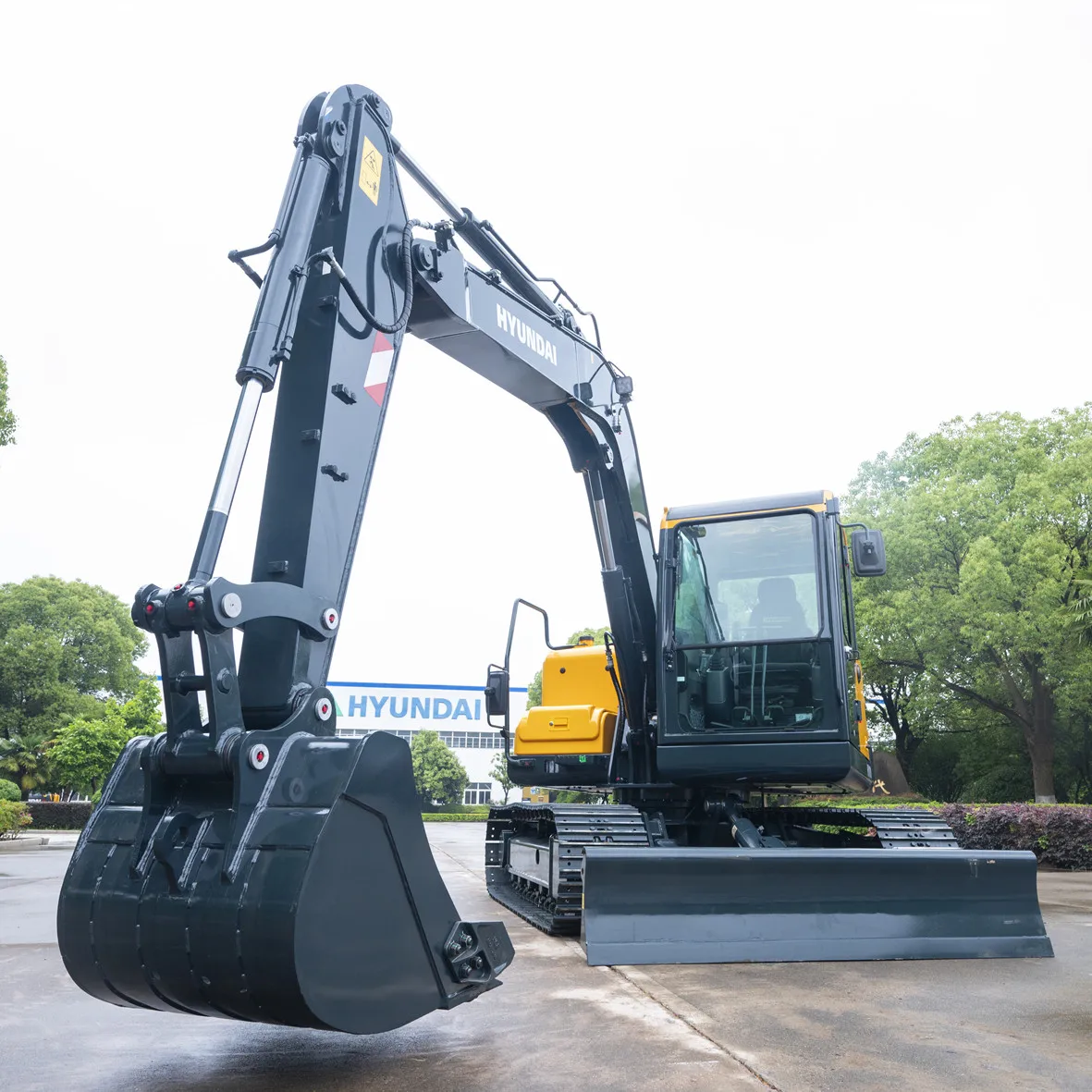 8 ton small korea excavator cralwer hyundai china made excavator HX80
