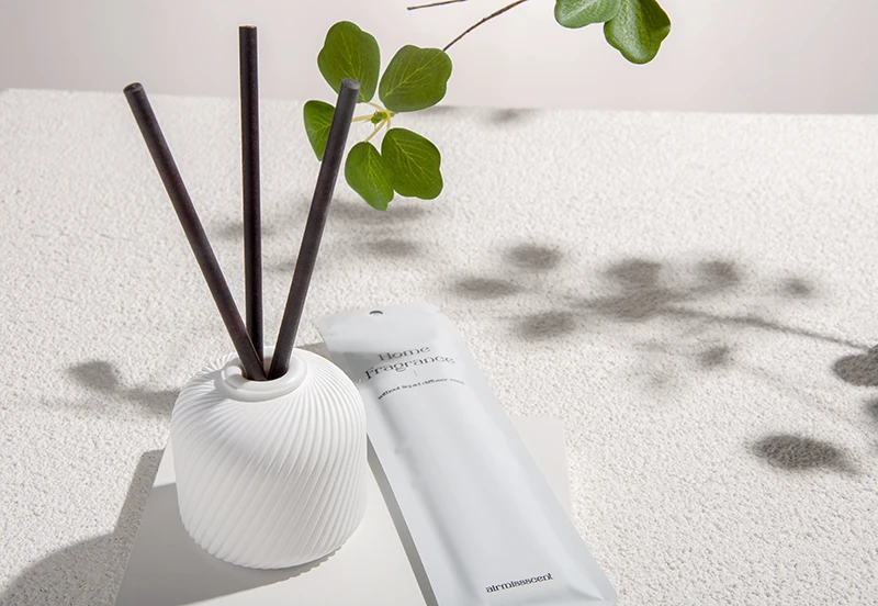 New Design Handmade Craft Gift Circular Concave Circular Gypsum Ceramic Aroma Diffuser Stone for Room Car Air Freshener