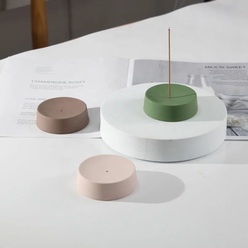 YBH Nordic Colorful Popular Small Incense Burner Ceramic Incense Stick Holders SANDALWOOD Brass Resin & Incense Burner Matt