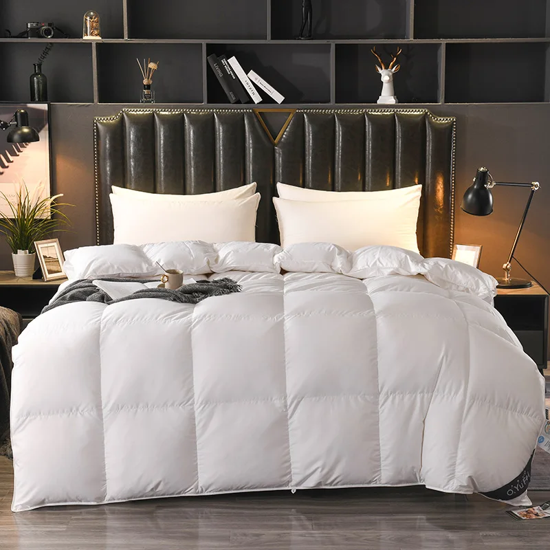 Wholesale Hotel Customized Hot Sale Bed Duvet King Size Soft White Duck Goose Down Duvet Quilt Luxury Quilted Quilts Comforter
