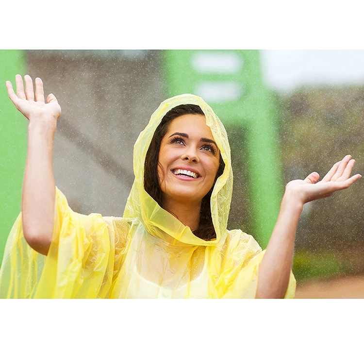 China Market Wholesale Colorful 100% Waterproof Disposable Surf Poncho Raincoat