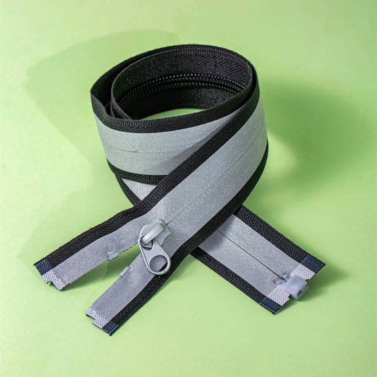 Reflective Reversible Zipper 5# High Quality Soft Durable Long Chain Open End Nylon Zipper