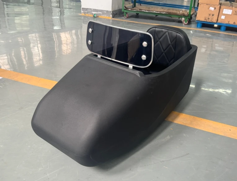 Customized electric tricycle with sidecar for sale electric passenger tricycle cabin three wheel motorcycle for kids