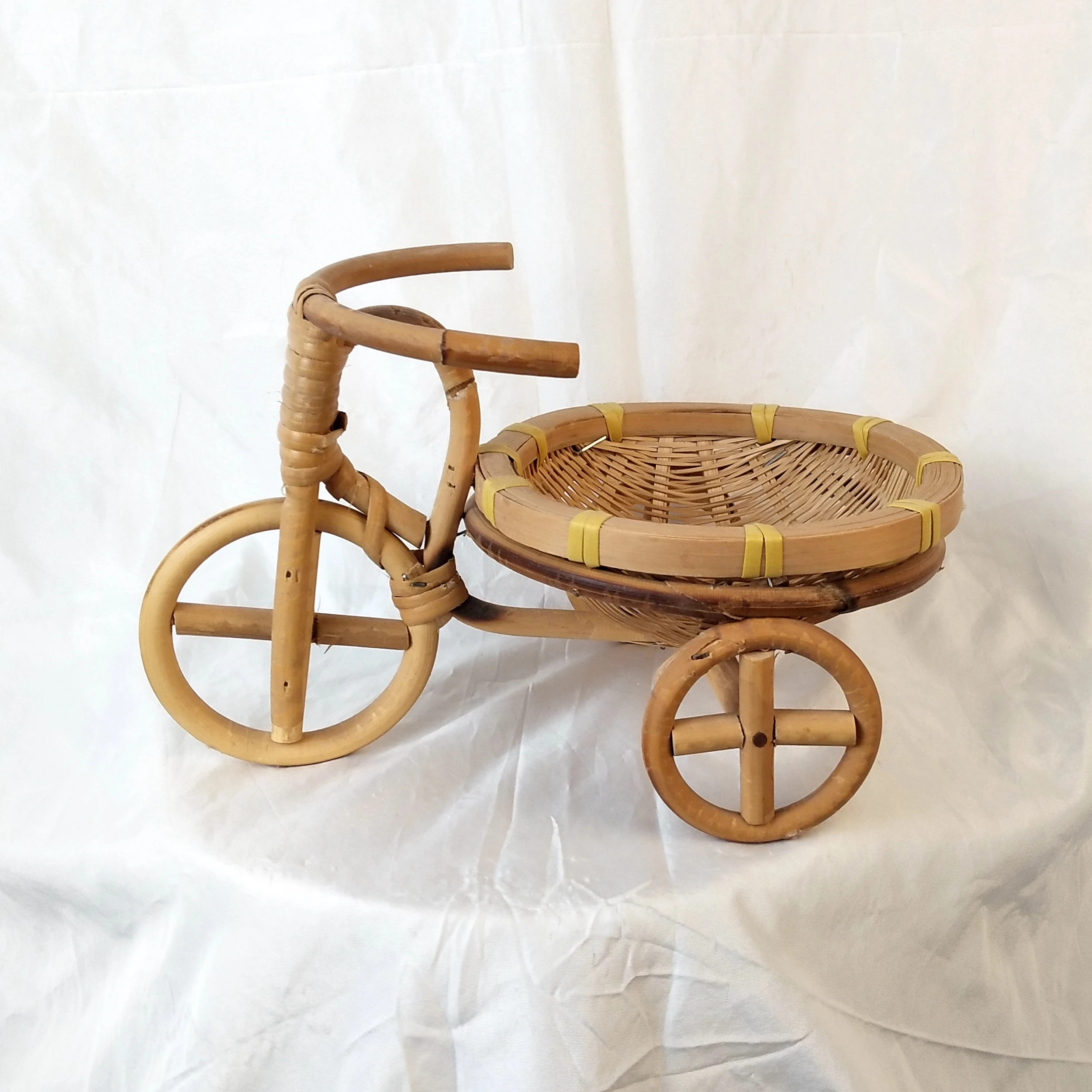 Natural Bicycle  Bamboo Rattan White Tricycle Design Flower  Candy Basket  Decoration Woven Storage Basket