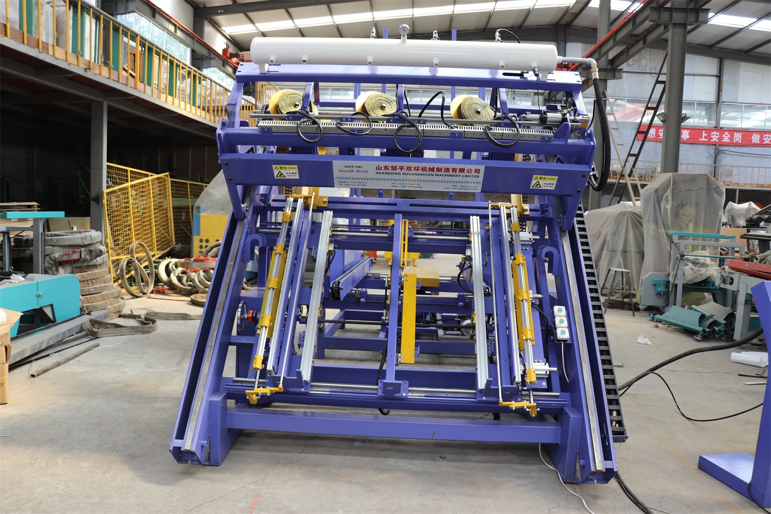 Nailing machine for making AWPN-1300 pallet nailing machine pallet machine