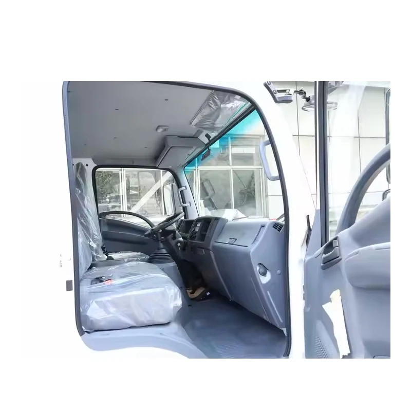 Isuzu Electric Mini  Bucket Truck Electric Cargo Truck Electric Truck Adults Vehicle