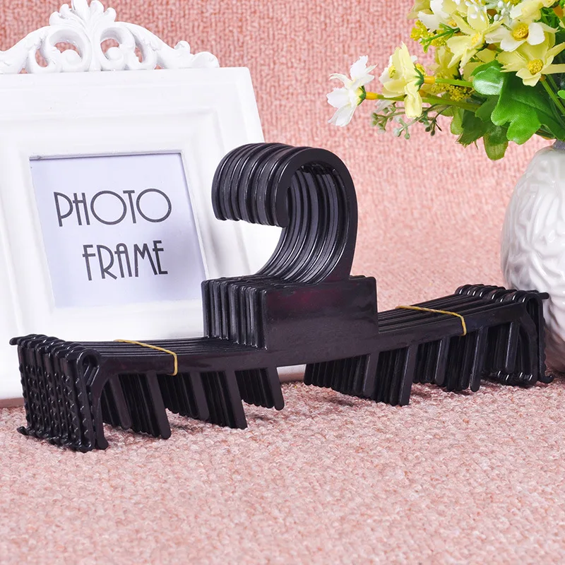 Foreign Trade Large Adult Plastic Comb Panty Rack Black Clothing Store Display Plastic Hanger Pant & Skirt Custom Hangers