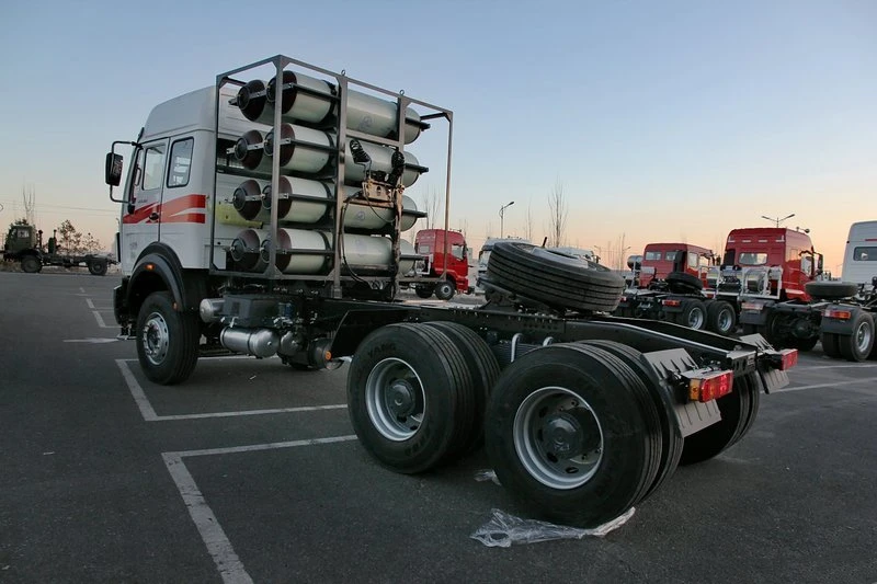 Used BEIBEN tractor truck tractor head CNG LNG 380hp 420hp  6x4 10 wheels with better price