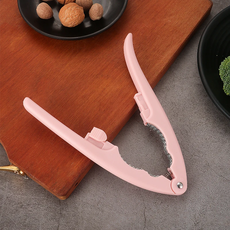 Nut Cracker Hot Sale Kitchen Accessories Multifunctional Easy Use Nut Cracker Tool Pecan Nut Cracker Walnut