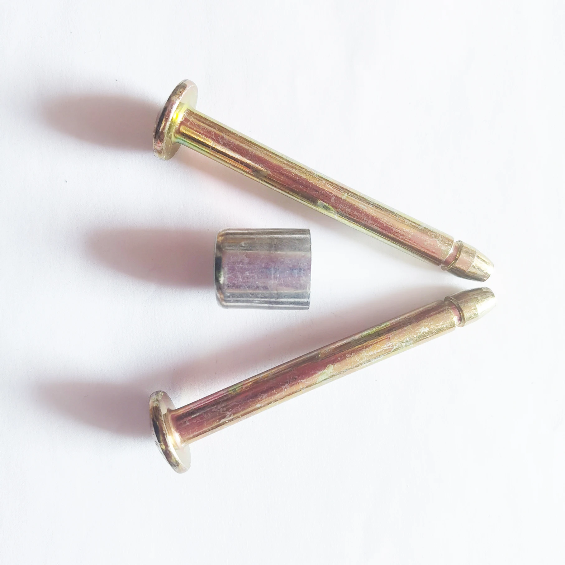 tamper evident container lock ISO17712 disposable high security container lock bolt seal use raw materials pin