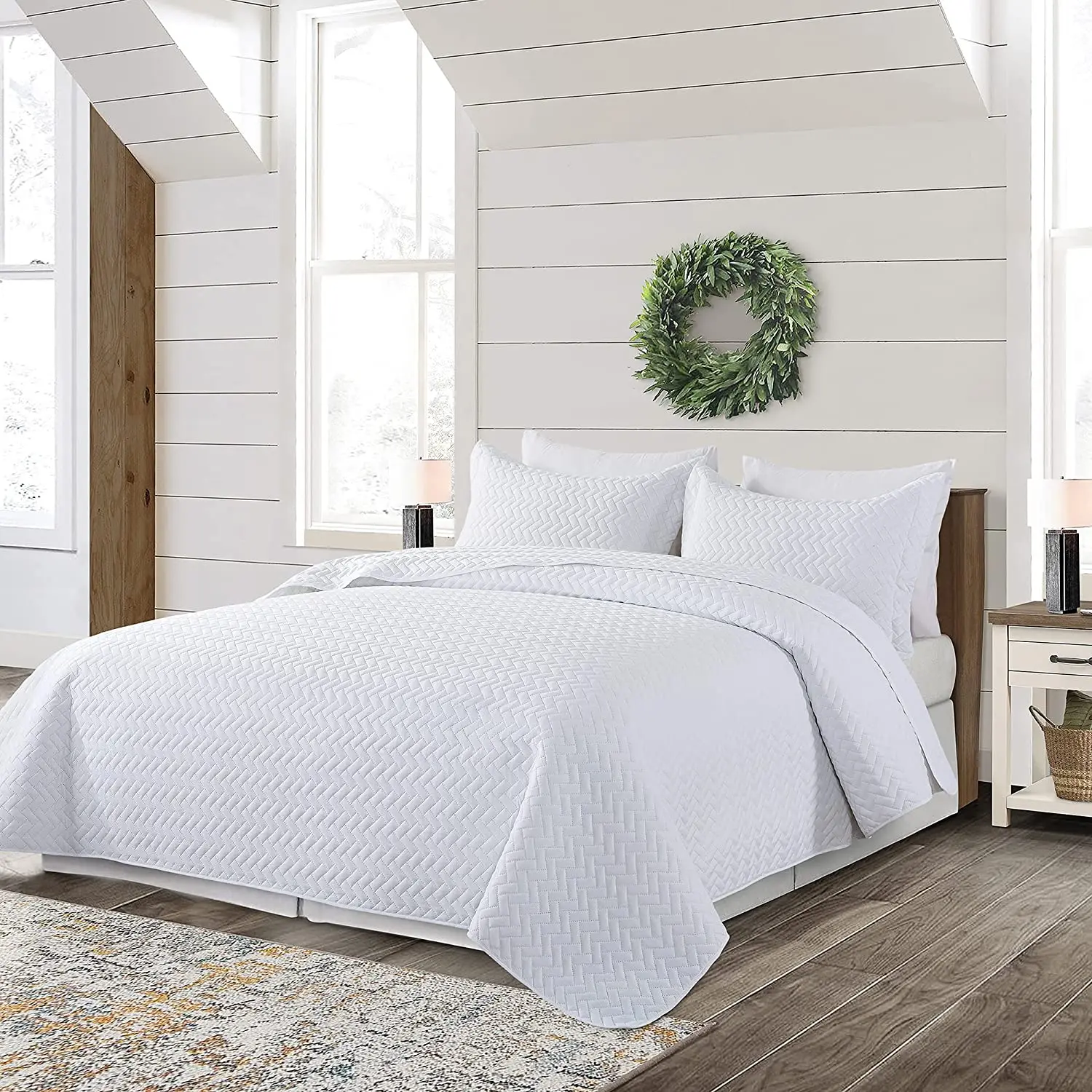 White Quilt Sets Queen with 2 Pillow Cases - 3 Pieces Quilt Sets - Soft Bedspread Coverlet Bed Cover for All Season - Queen Size