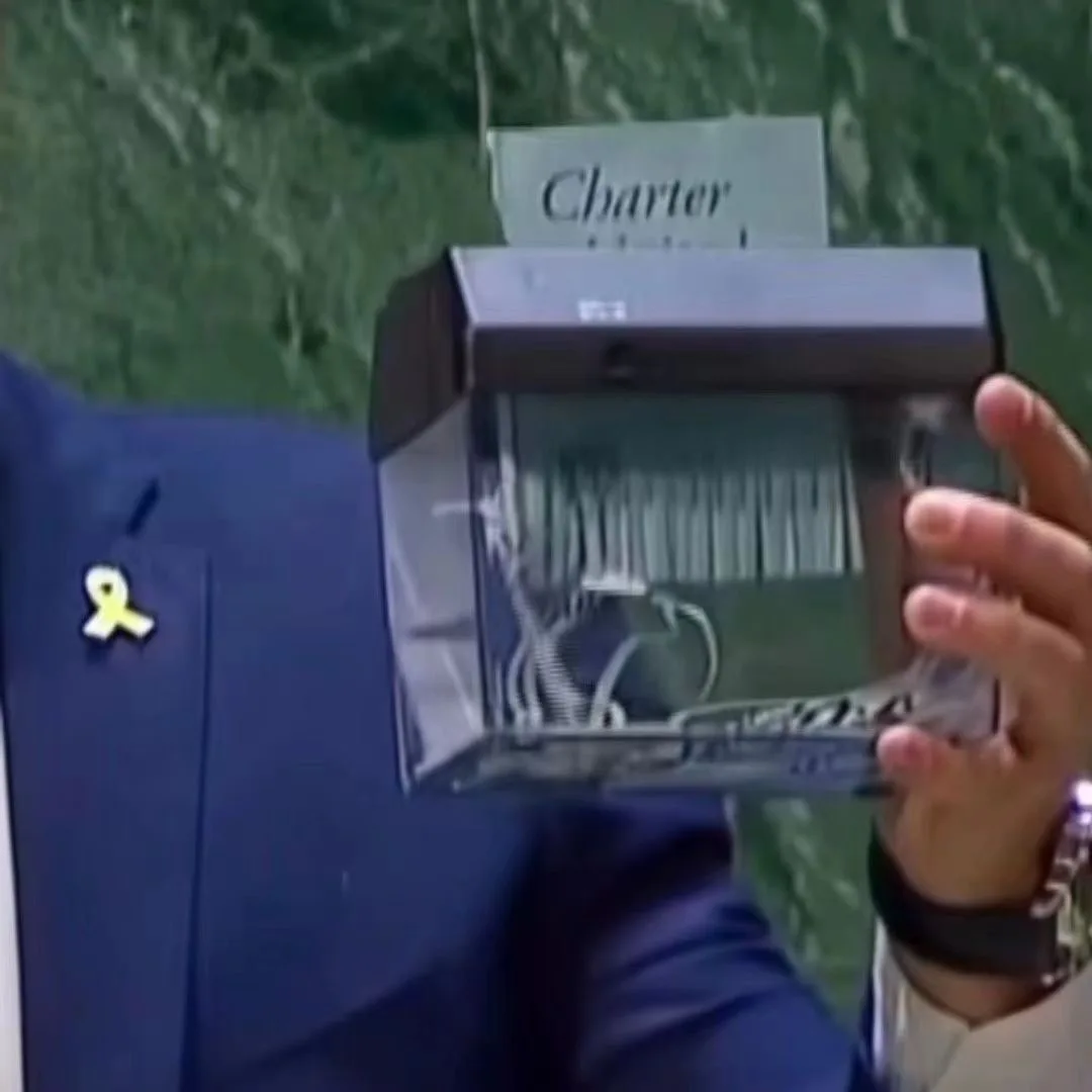 Portable USB mini electric dual-purpose A6 Shredder automatic strip-cut small Paper Cutter machine for home office desktop use