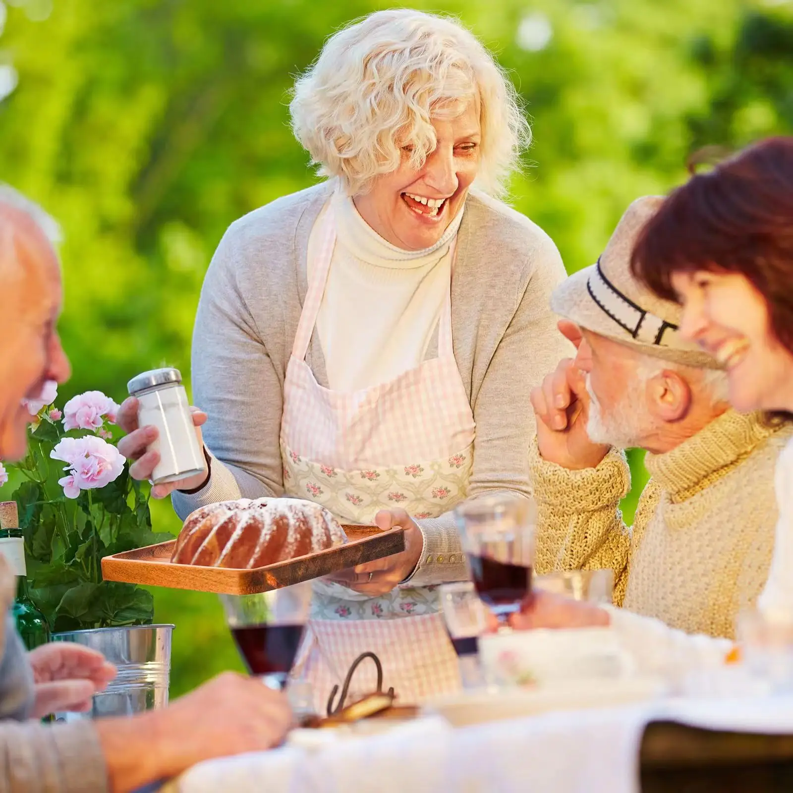 Acacia Wooden Rectangular Plates Japandi Design Style Custom Logo Party Dishes and Trays with Cake Display