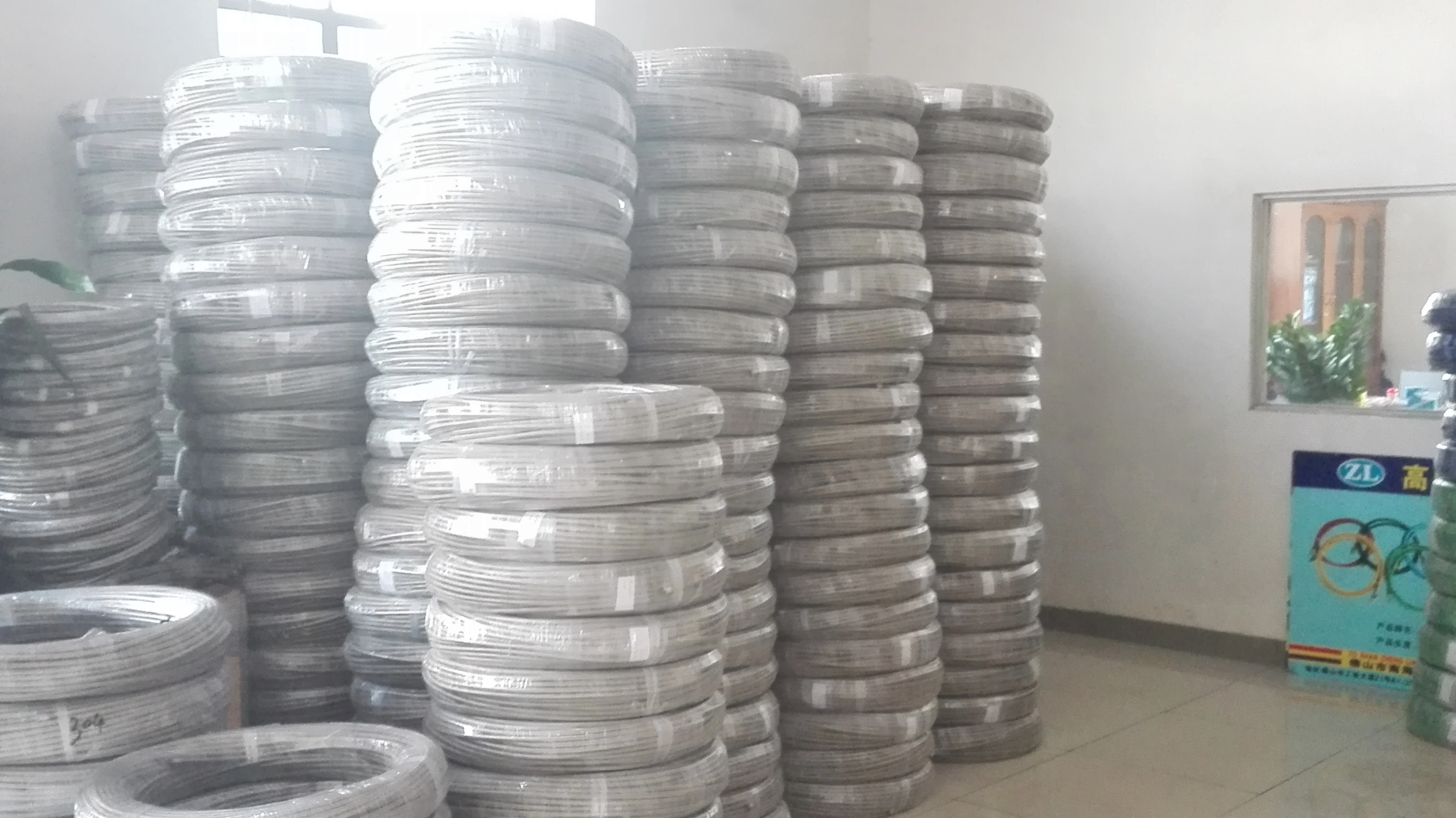 oil and gas PTFE hose with stainless steel wire braided