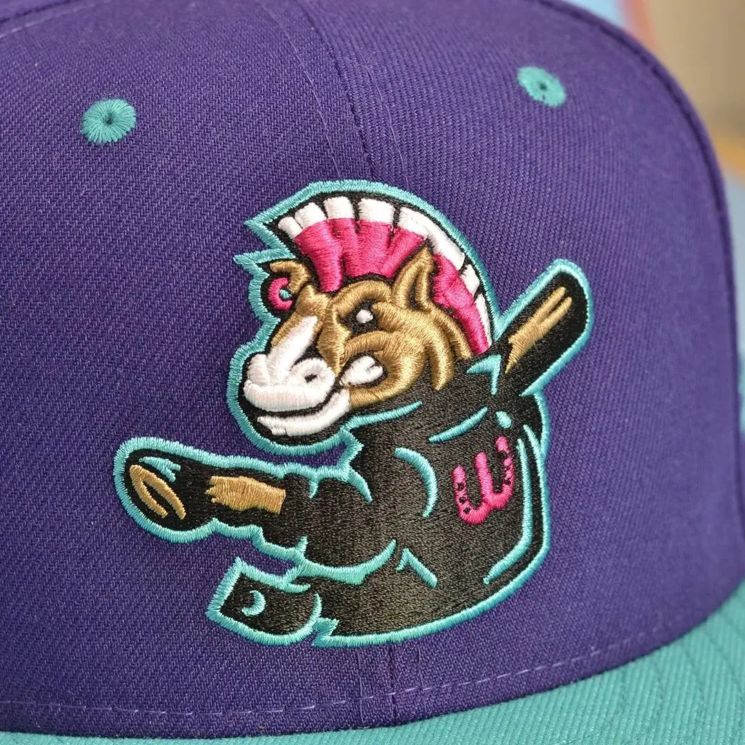 New Design 3D Embroidery Logo Adjustable Fitted Snapback Cap Men Women Baseball Caps