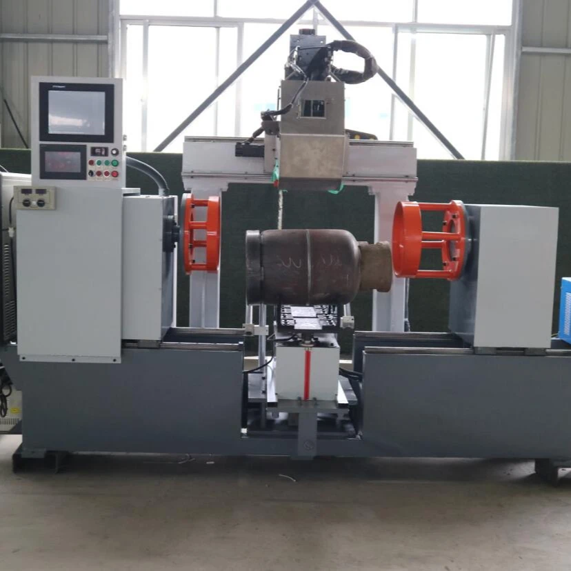 Автоматический сварочный аппарат для резервуаров для воды или резервуаров с автоматическим отслеживанием