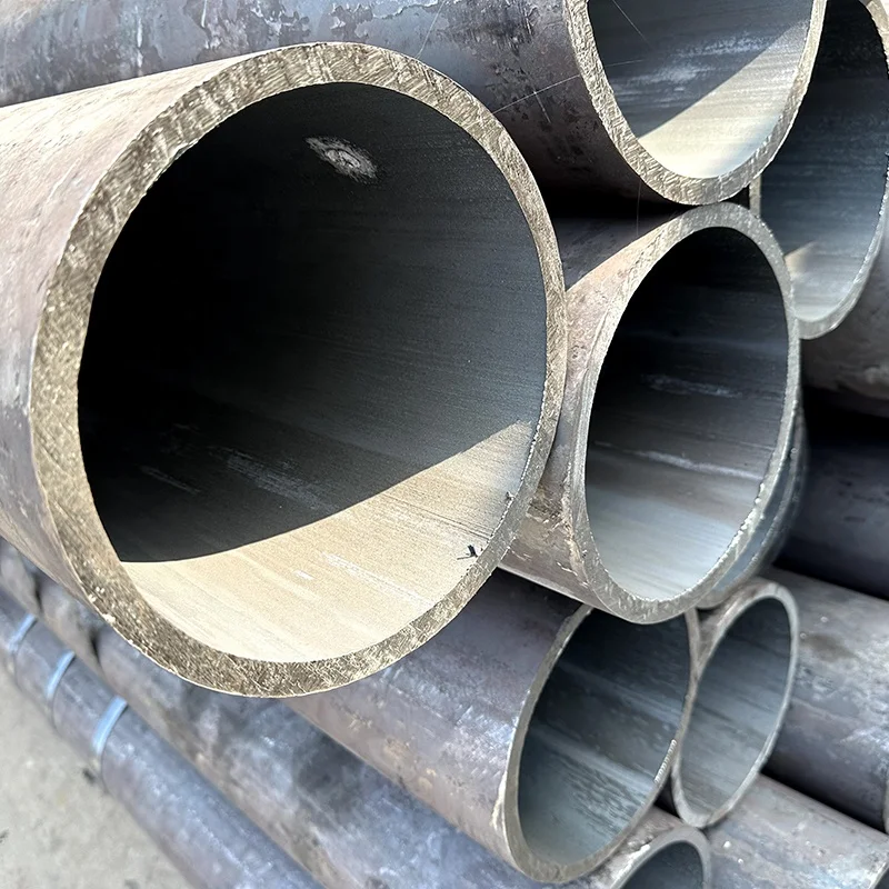 ASTM SAE AISI A333 Low Carbon Seamless Steel Pipe Tube 16mn Ms Hollow Pipes Pipes
