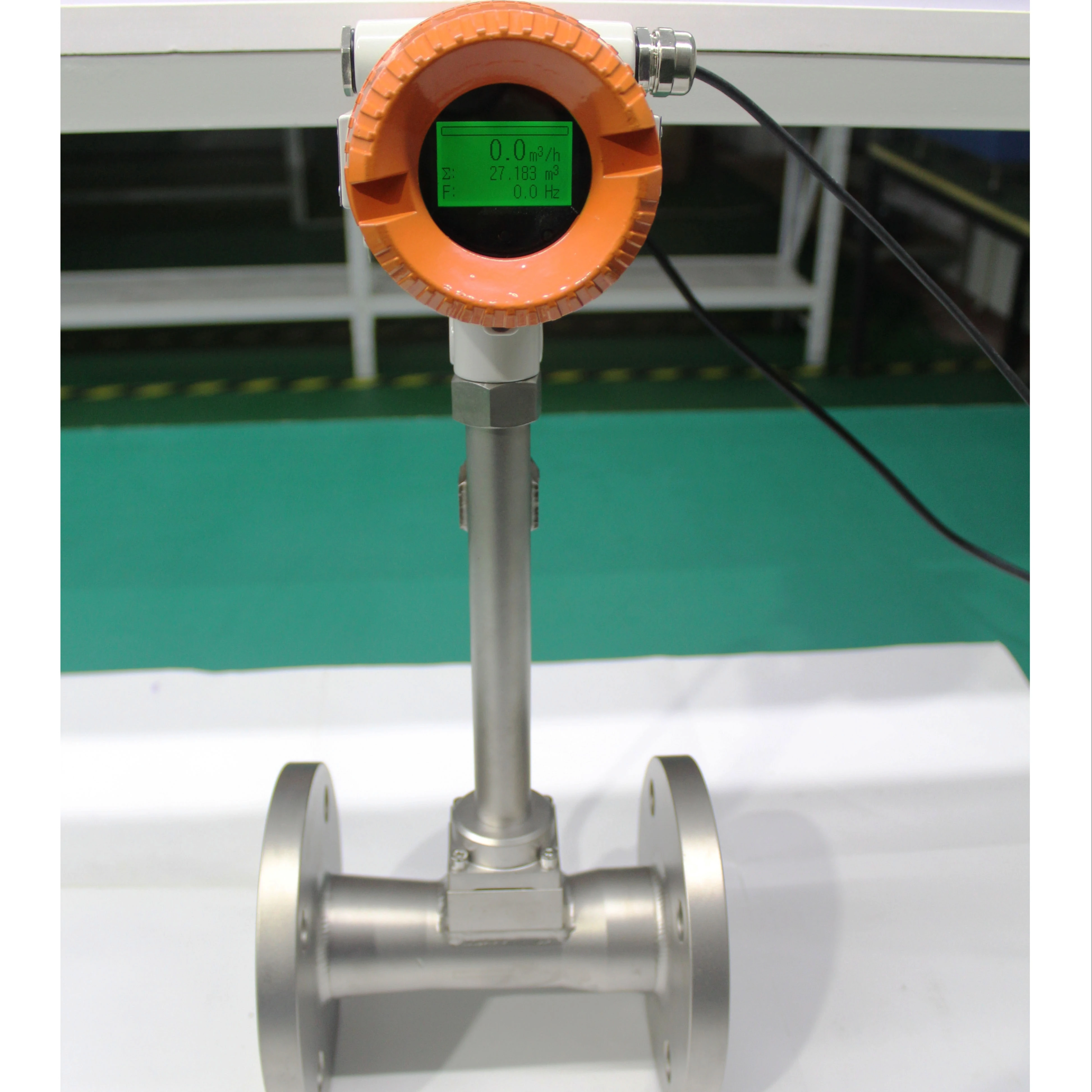 Liquid turbine flowmeter