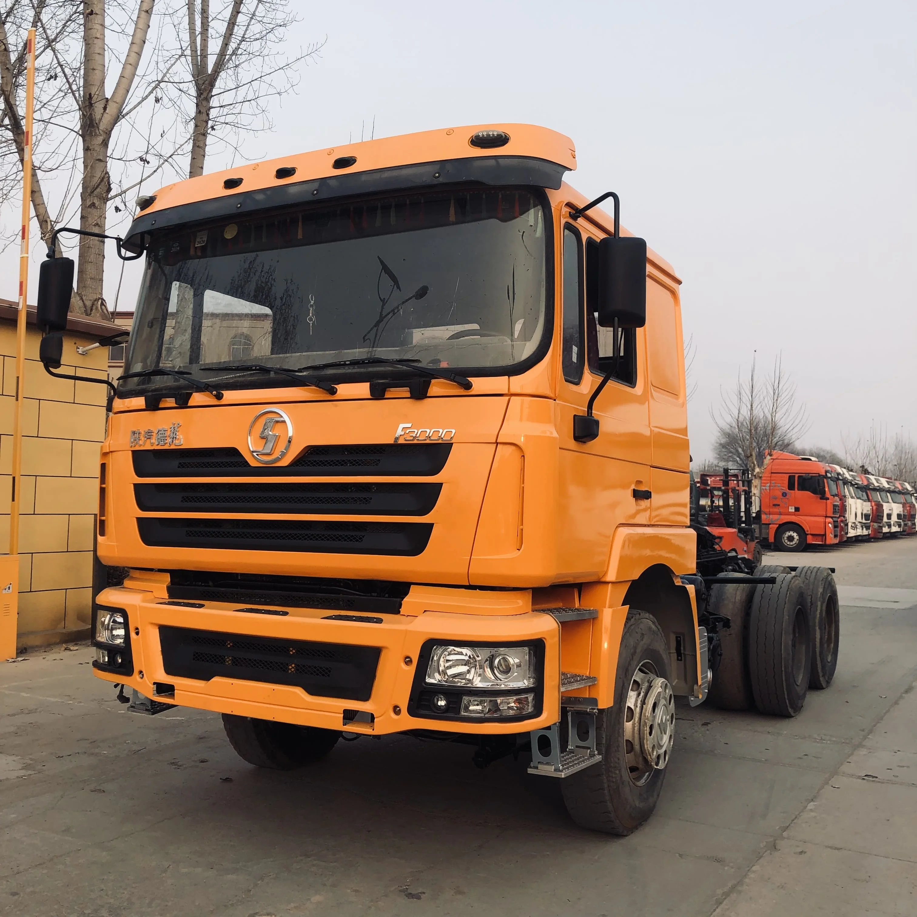 SHACMAN F3000 10-Wheel Tractor Head Diesel Fuel Automatic Manual Weichai Shacman Truck Tractors