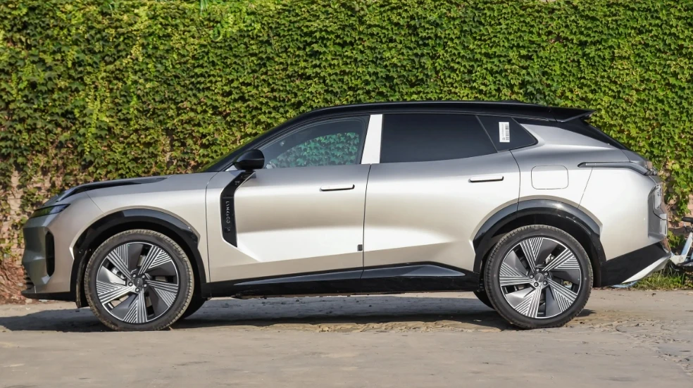2023 2025 Lynk & Co 08 EM-P puls pro halo версия plug-in hybrid дальнего действия 1400 км среднего размера внедорожник льготная цена новая модель
