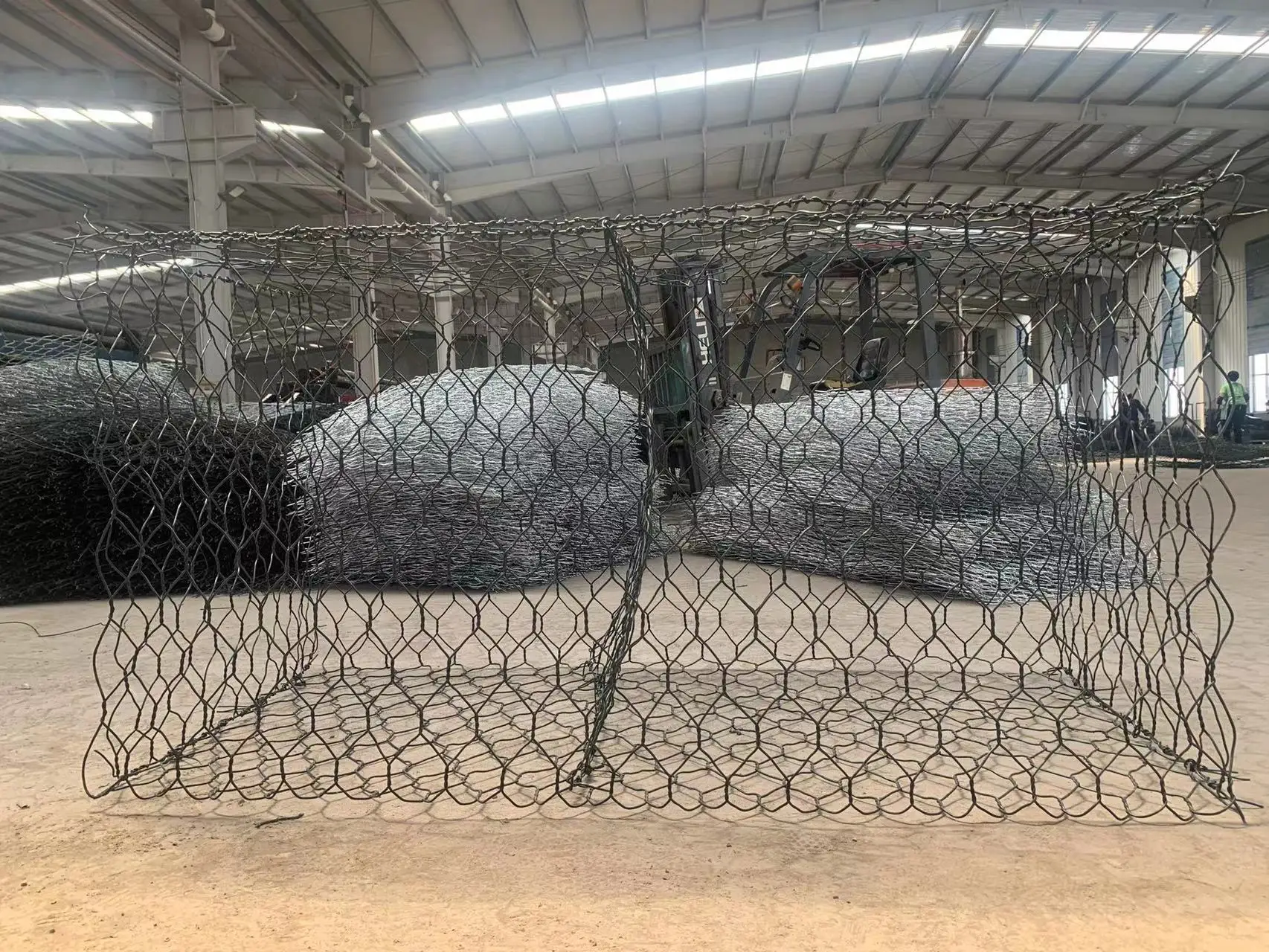 Galvanized Wire/PVC Coated Gabion Box from China factory hot sale