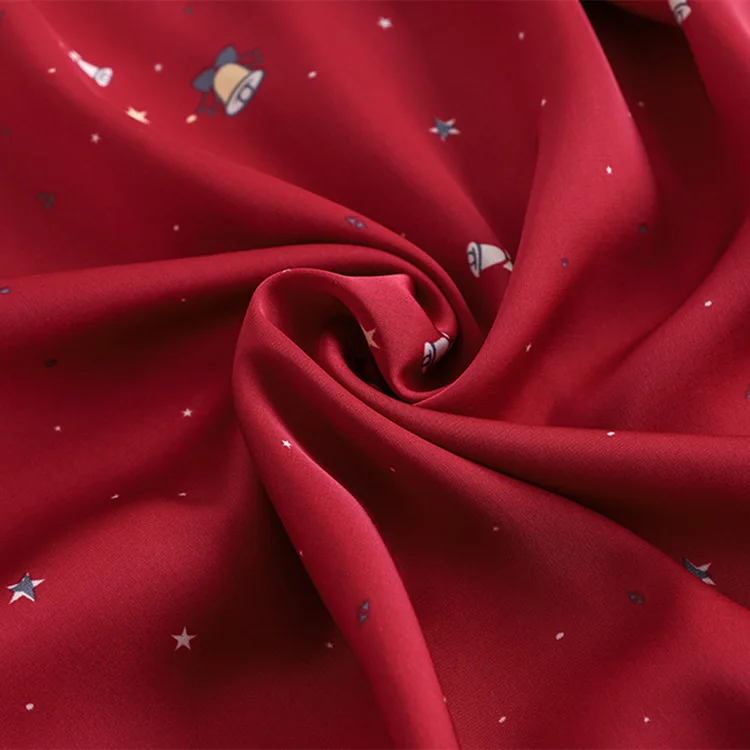 Christmas Pyjamas Satin Designer Sleepwear Vendors Christmas Pajamas Family Robe Pijama Dama High Quality Satin Sleepwear V-neck